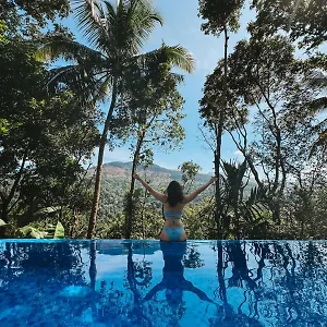 Hotel Bird, Kandy
